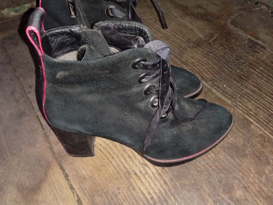 Отдам женскую обувь