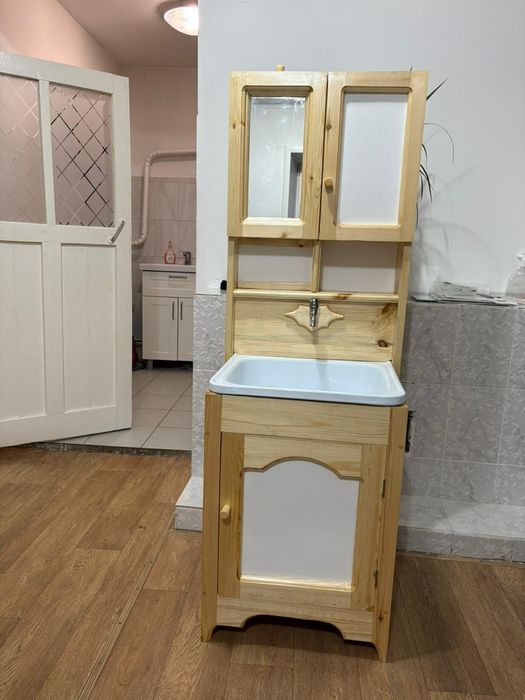 Деревянный умывальник  без  раковины