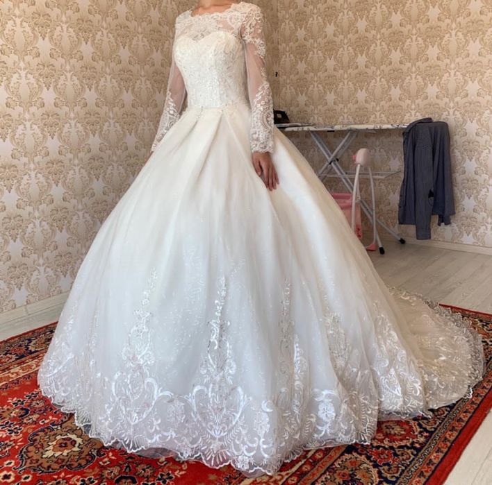 Продаю свадебное платье