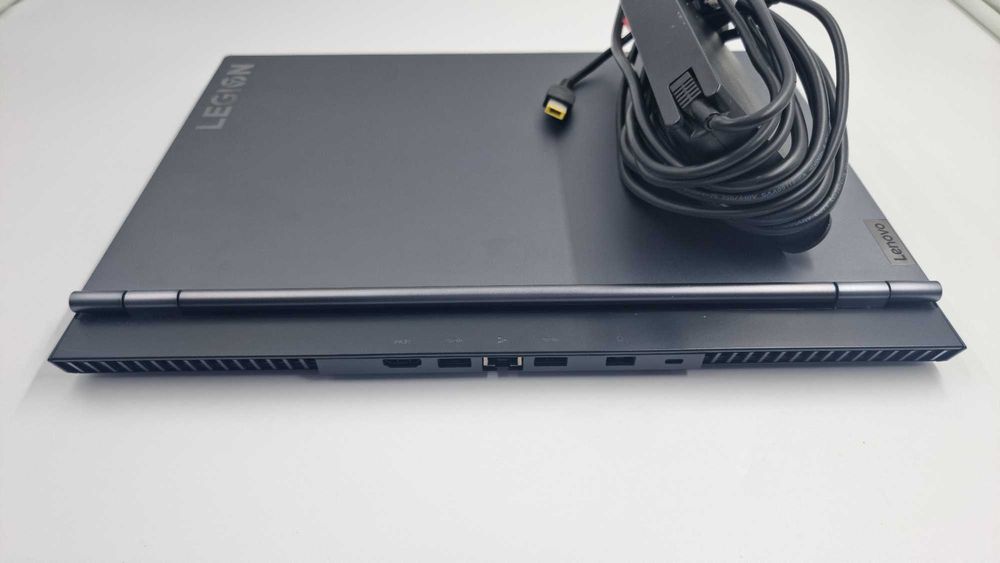 Laptop Lenovo Legion 7 [Amanet Club Caro]