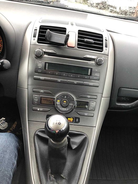 NOU! Oferta! Vand Toyota Auris 2007, carte service, al 2-lea proprietar