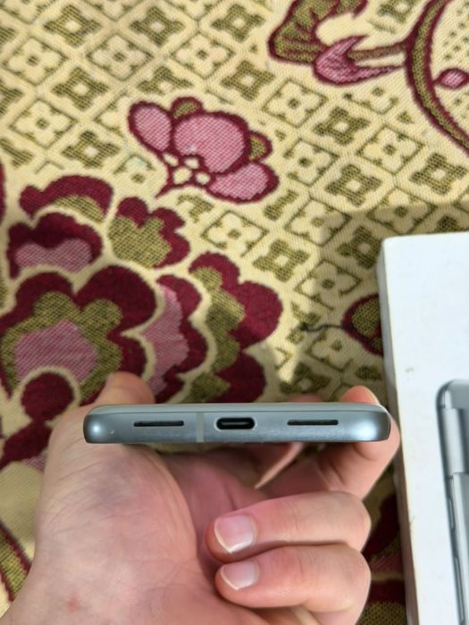 Google pixel 8 128