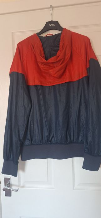 Nike оригинално яке М/Л размер8