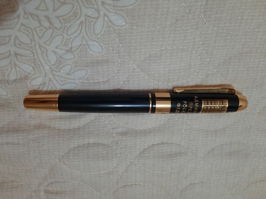 Продам сувенирную ручку