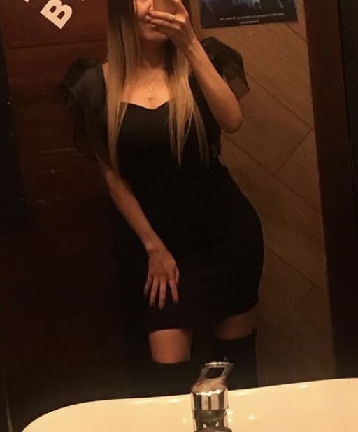 Платье короткое черное