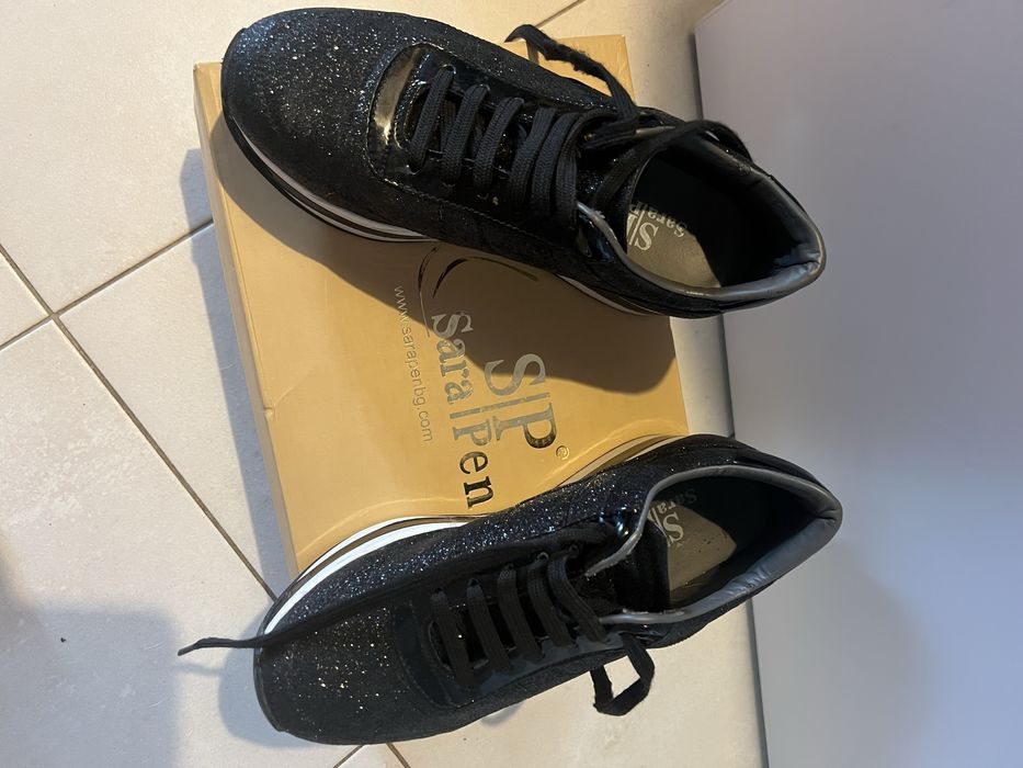 Маратонки на Sara Pen