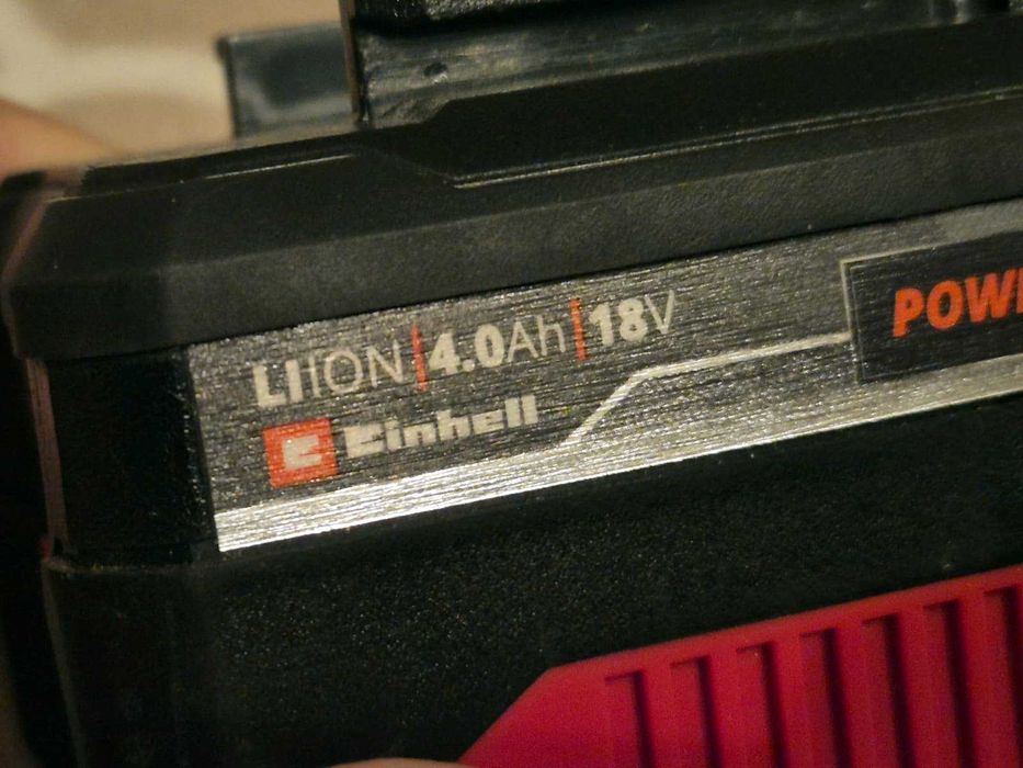 Acumulator Einhell PowerXChange 4Ah, 18V + charger