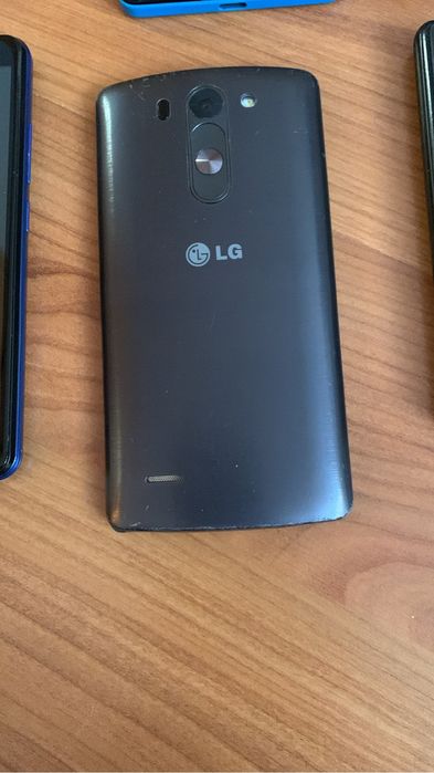 Telefoane ,tablete pentru piese sau reparat