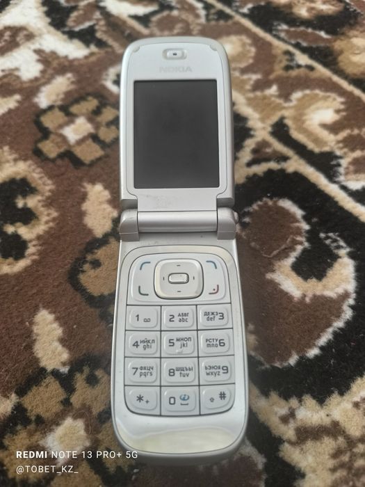 Nokia 6131, 6267