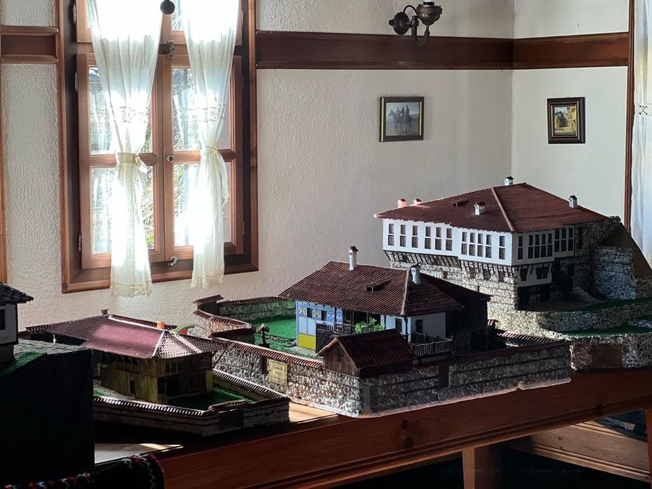 *Макет на БЪЛГАРСКА КЪЩА*
Това е идеалния подарък за всякакъв повод.По