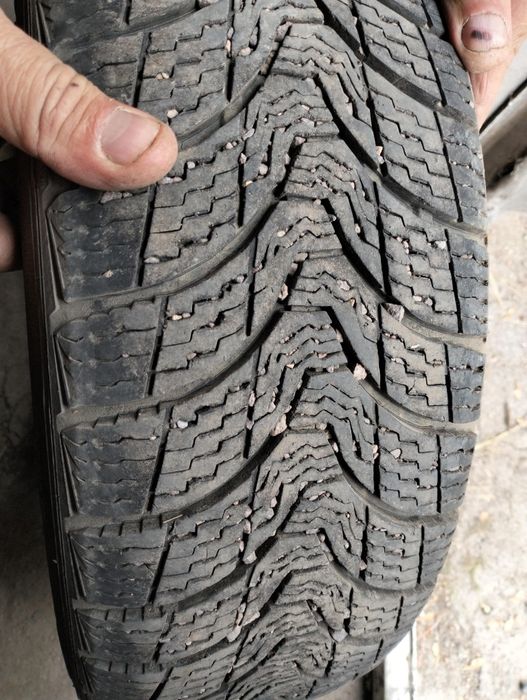 Зимняя резина 195/65 R15
