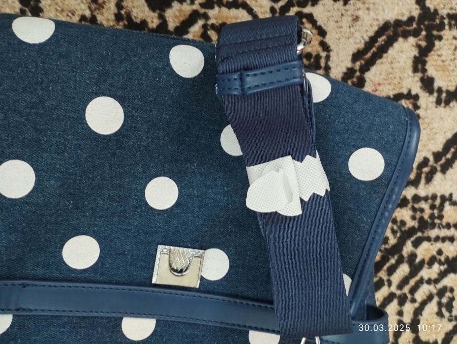 нова дамска чанта