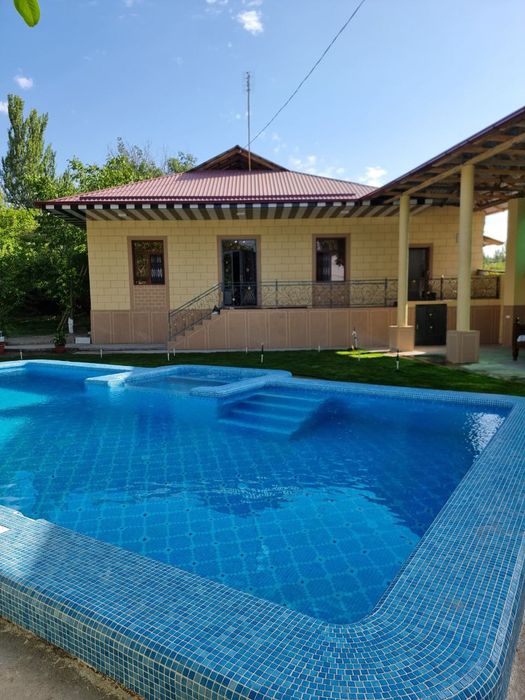 Дача октош oqtosh