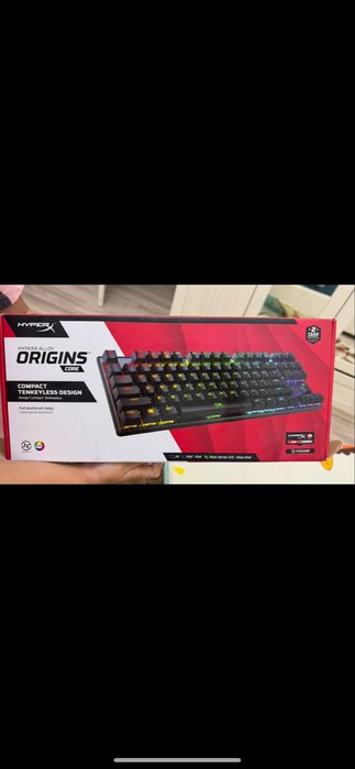 Продам клавиатуру