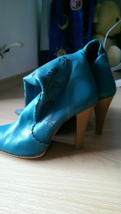 Ботуши, сини от естествена кожа