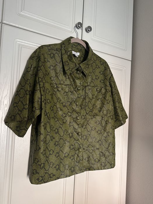 Topshop tricou imitatie piele verde marime M/L