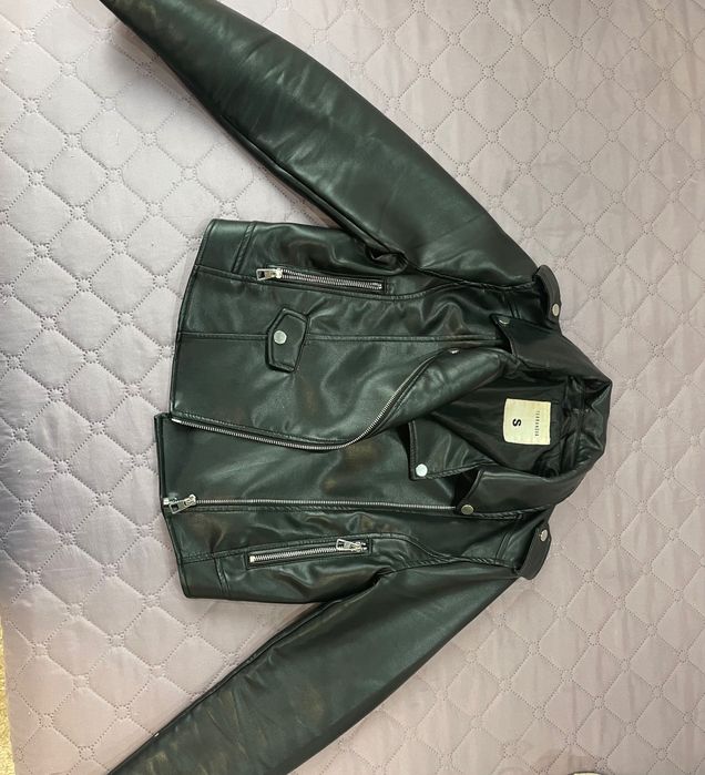 Кожено яке- без забележки