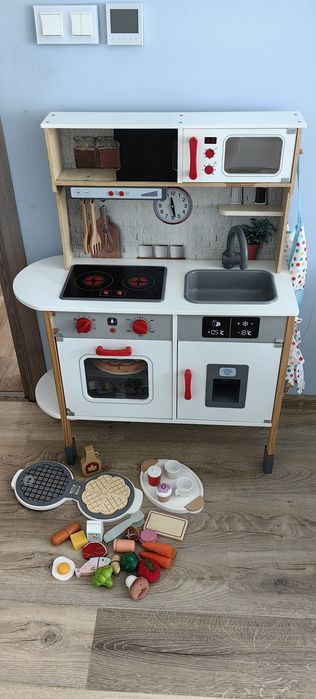 Детска кухня Лидъл плюс аксесоари