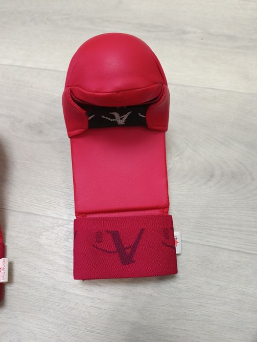 Перчатки для карате