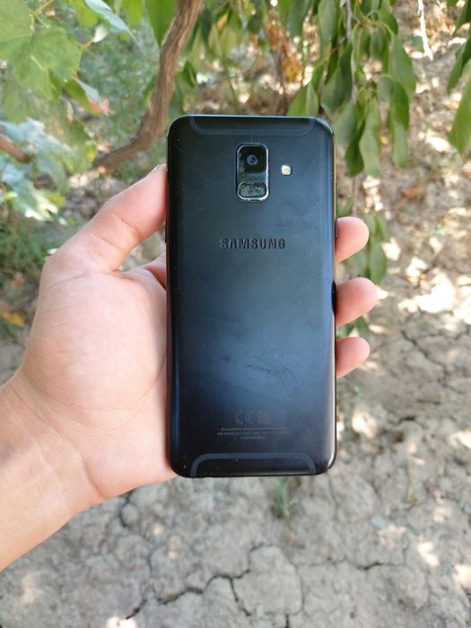 Samsung A6 Radnoy