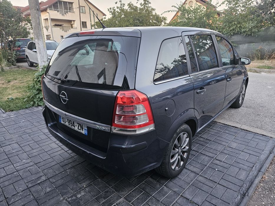 Opel Zafira 1.7cdti Euro5 edition111 7Locuri