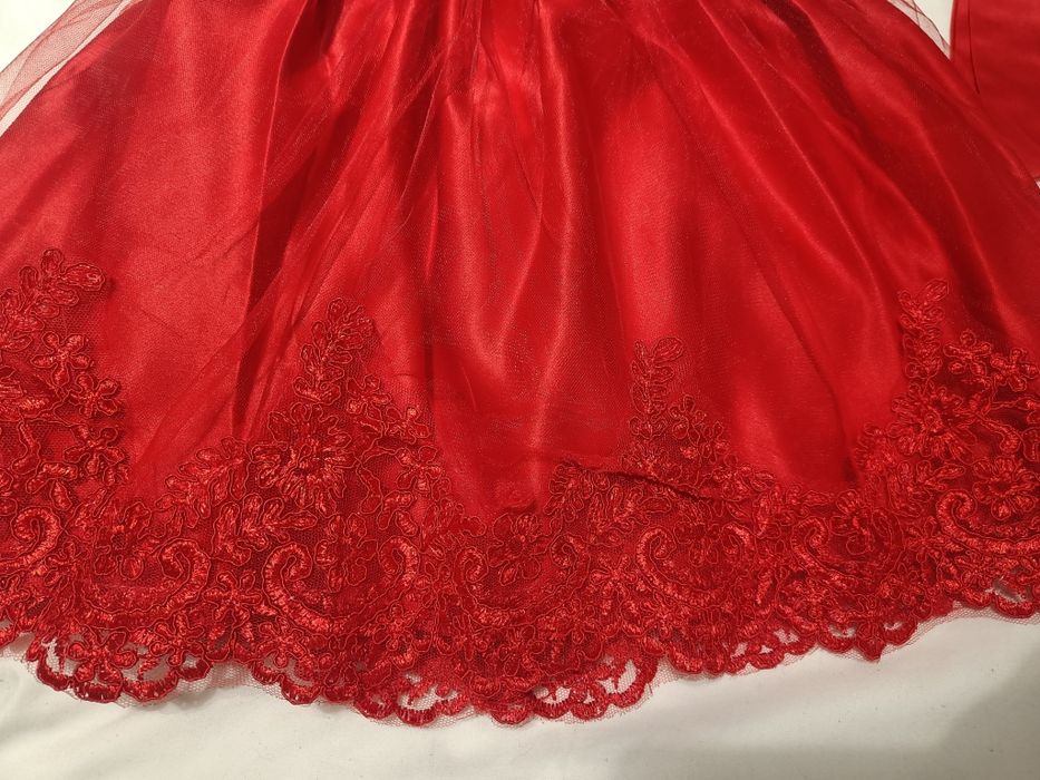 Rochie pentru Botez sau Mot Rosie, cu Broderie, marime 9-12l
