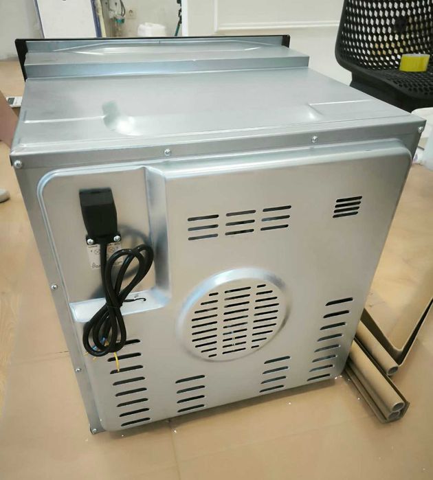 Духовой шкаф Baumatic-PRO EB-56ECG-8A38YIII, (с дефектом)