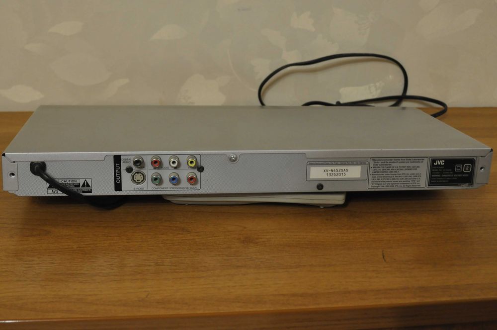 Продам DVD, в рабочем состоянии JVC