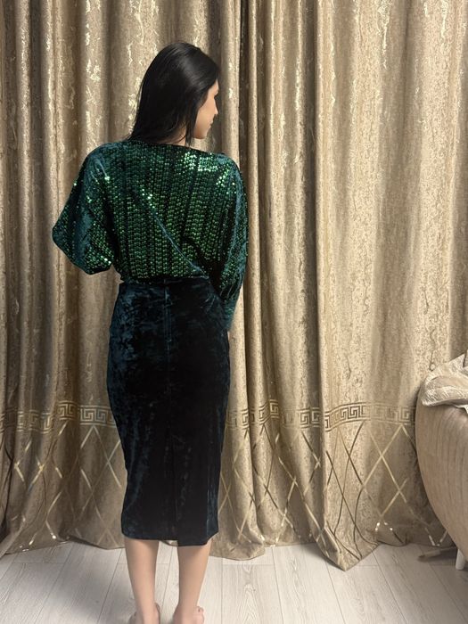 Платья все почти новые одевала пару раз