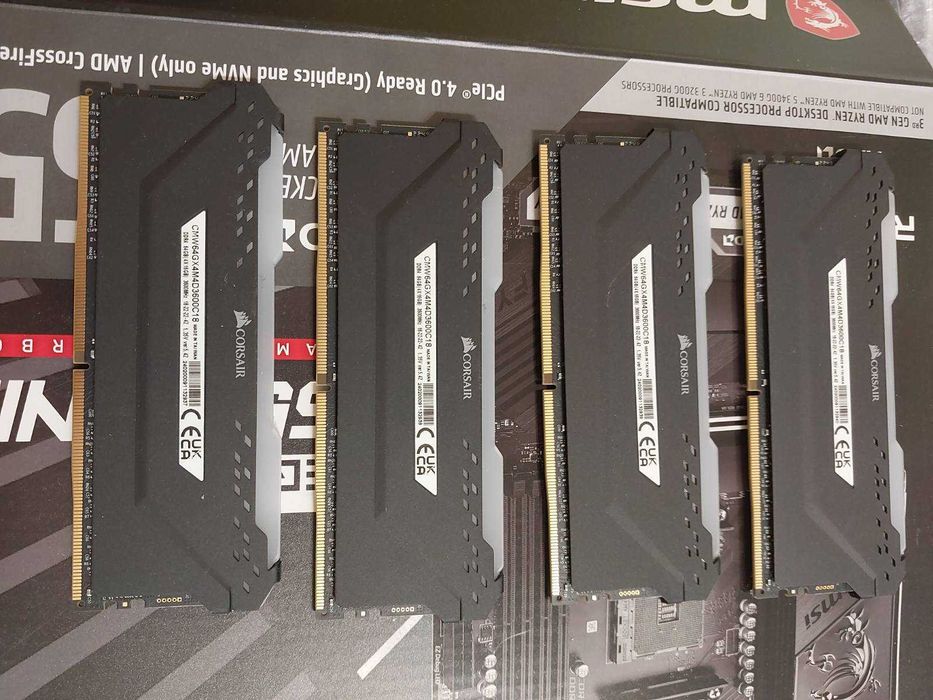 32GB 3600Mhz CL18 / 3466Mhz CL16 - DDR4 RAM памет