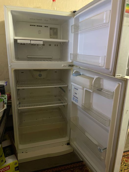 Холодильник Daewoo