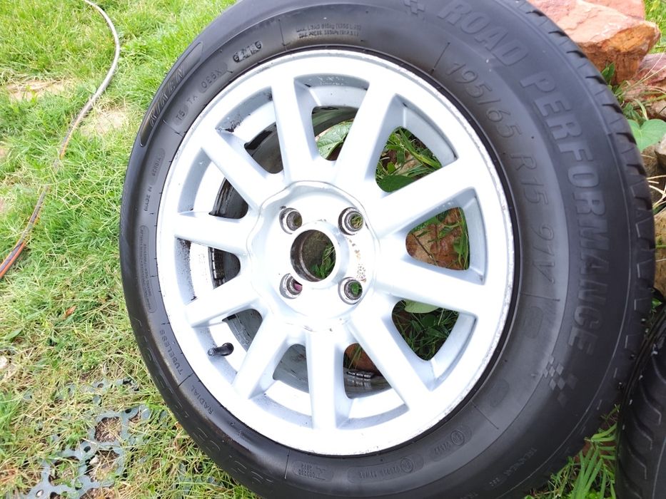 Комплект 4 алуминиеви джанти 15" с летни гуми 195/65 R15
