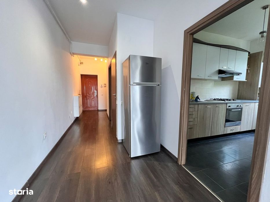 De vânzare apartament 3 camere Bună Ziua.