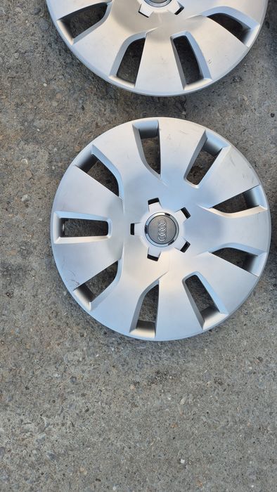 Оригинални капаци /ТАСОВЕ/ за джанти Ауди 16 цола