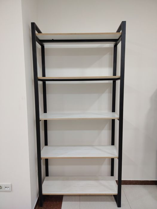 Yaxshi holatdagi stellaj sotiladi