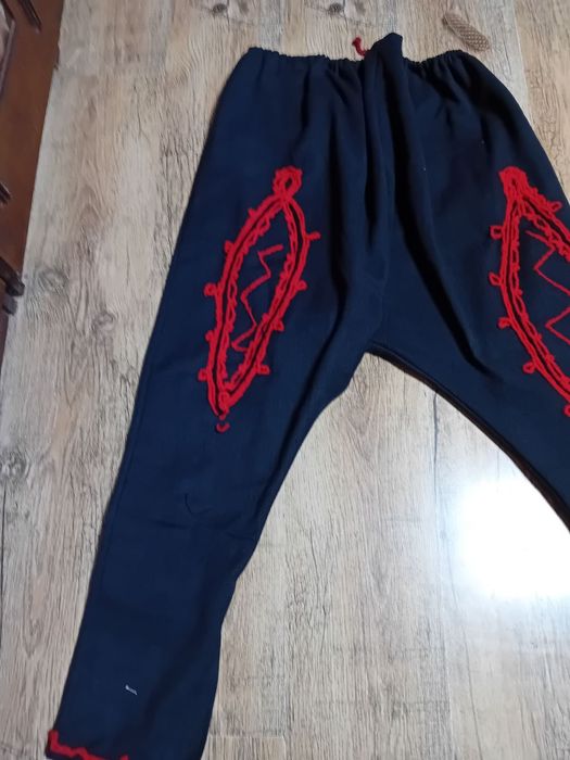 Мъжки  потури  за  носия .Елек за  носия