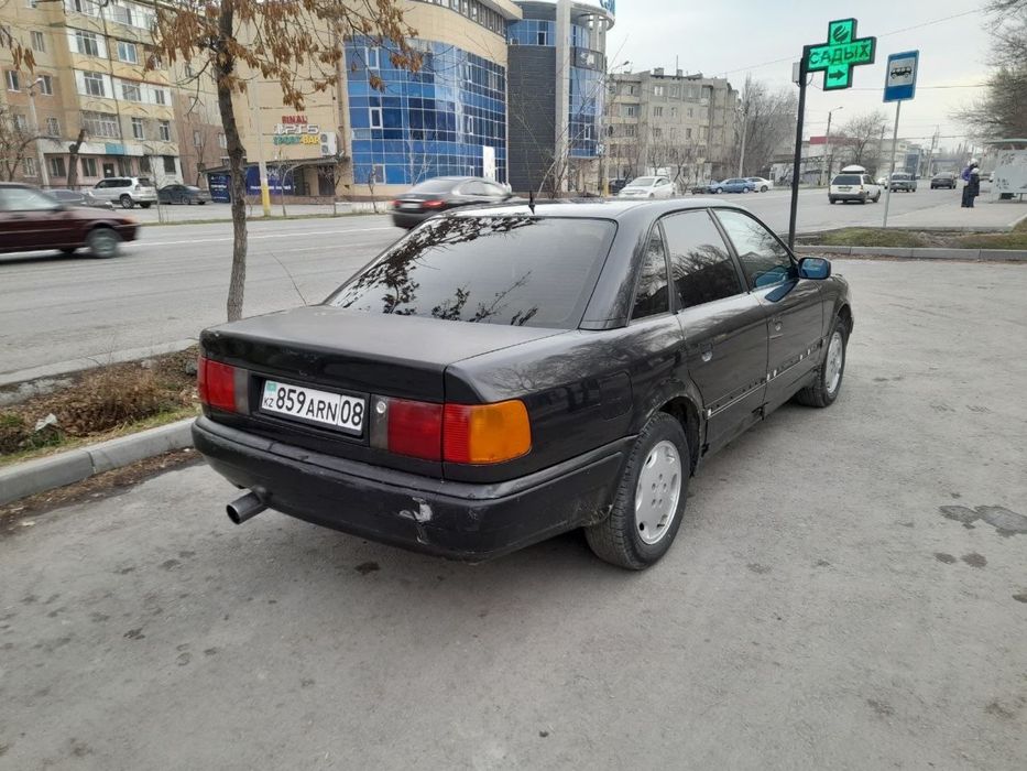 Ауди 100. обьем 2,8 газ,бензин