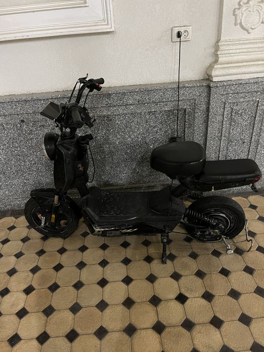 Skutir elektirik