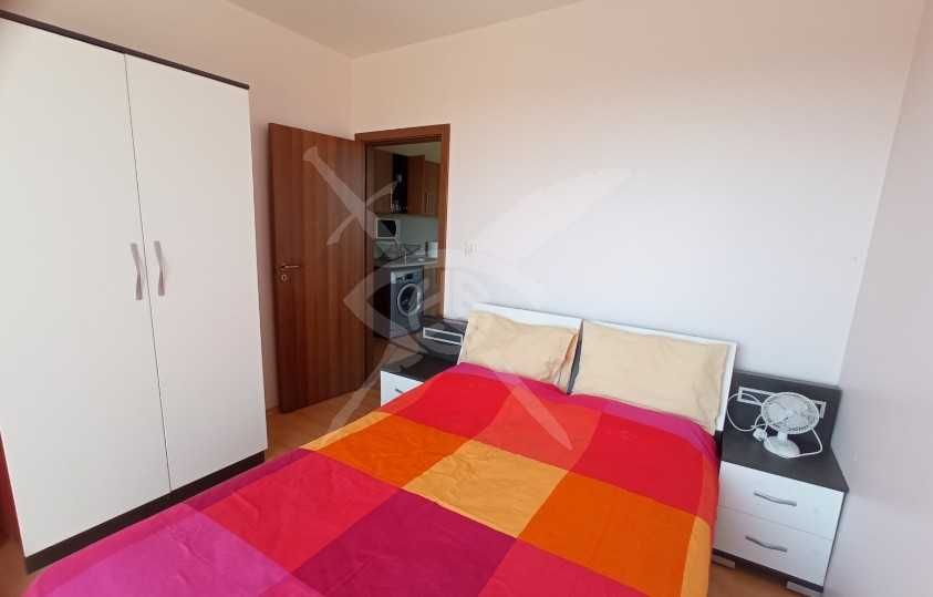 Продава се Тристаен апартамент в к.к. Слънчев бряг - 70 кв.м за 829 €/кв.м - Снимка #3