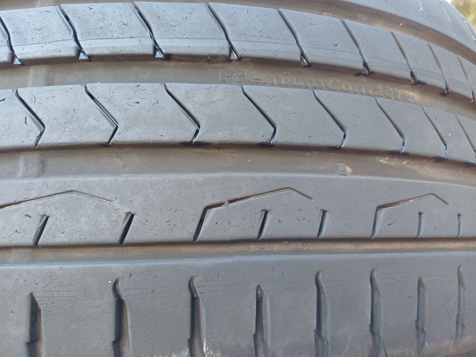 Гуми 225/55/17 Континентал