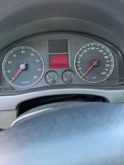 VW Golf 5 Plus (2006) – 1.6 Benzina (MPI) – Ideal Familie / Proprieta