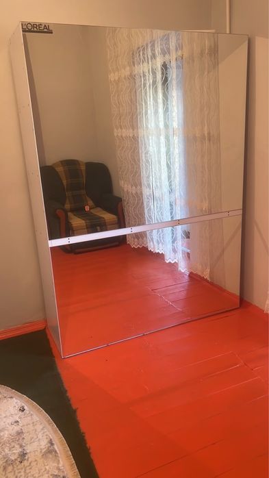 Зеркало для парикмахерской