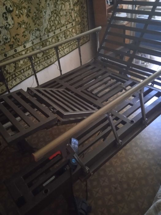 медицинские кровати