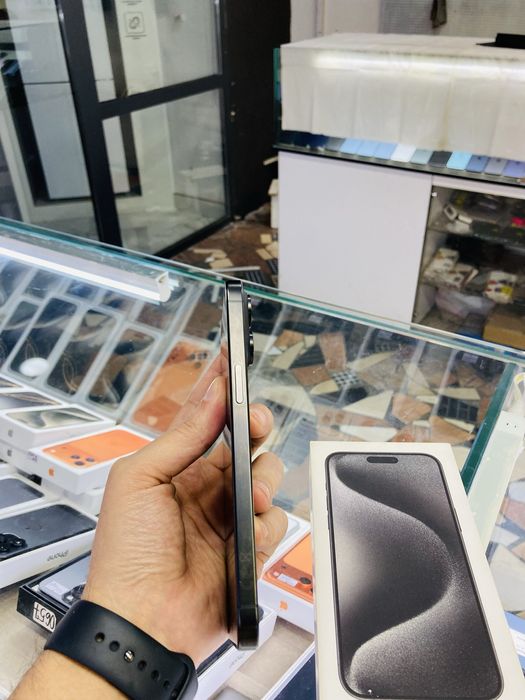 iPhone 15 Pro Max 256 gb black