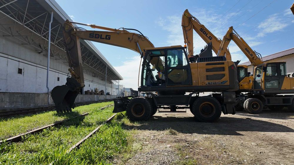 Экскаватор колёсный 210 талик SDLG E7210H