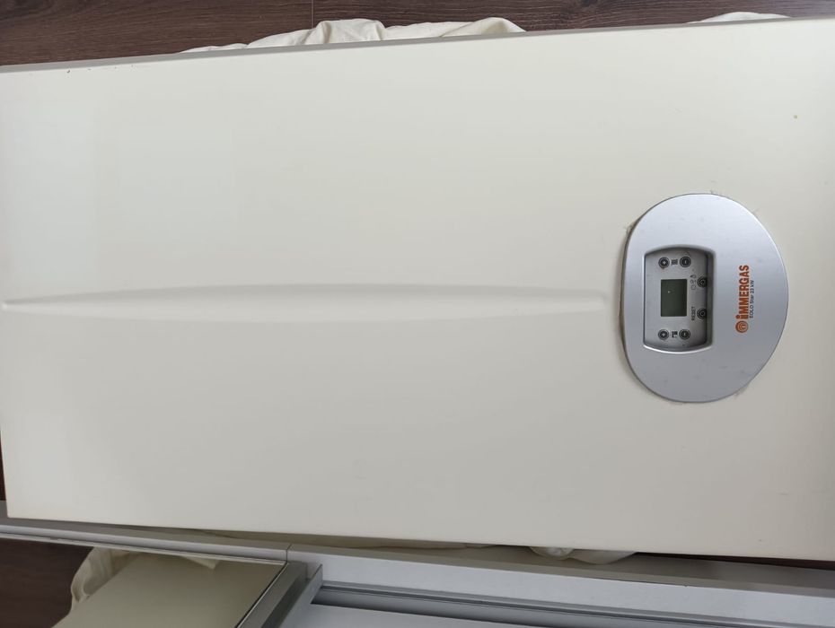 Vand centrala pe gaz