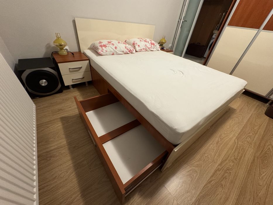 Vand mobilier apartament nou