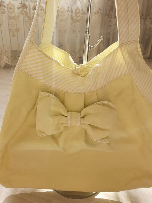 Продам женскую сумку