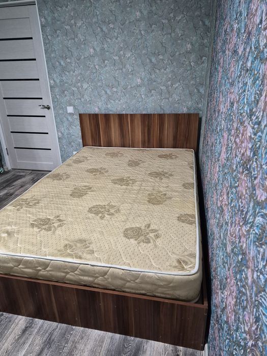 Продам кровать 1,4х2