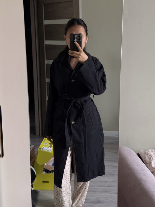 Продается тренч черный